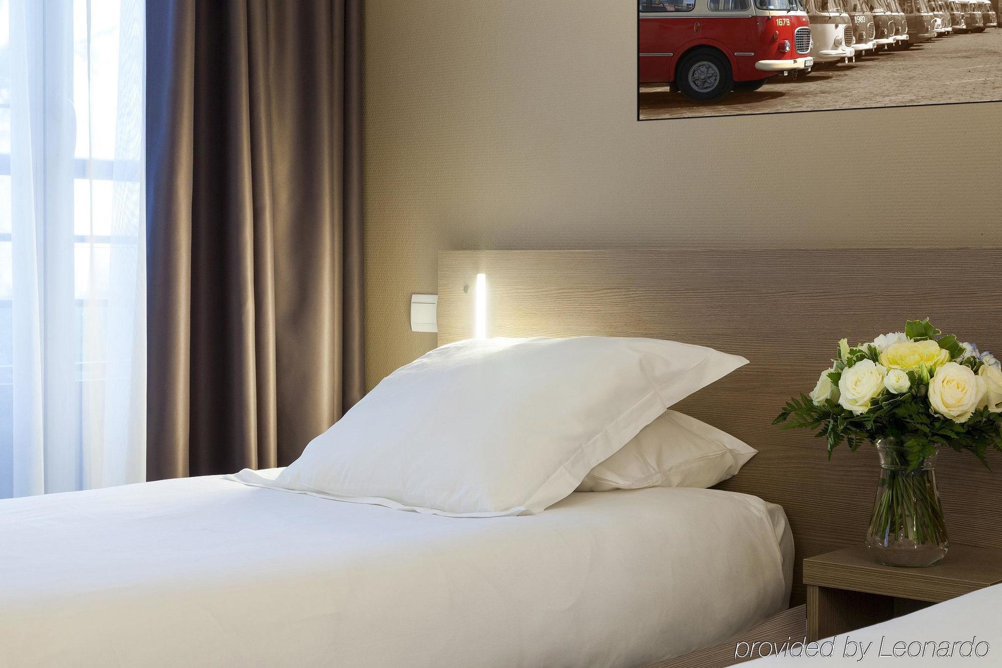 Comfort Suites Le-Port-Marly Paris Ouest 르포트말리 외부 사진
