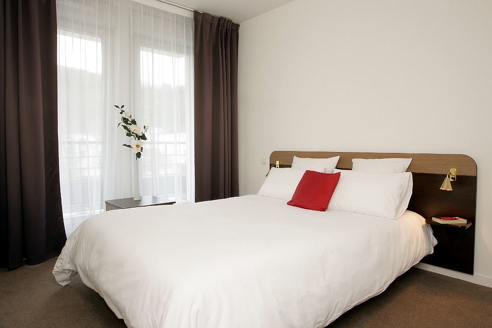 Comfort Suites Le-Port-Marly Paris Ouest 르포트말리 외부 사진