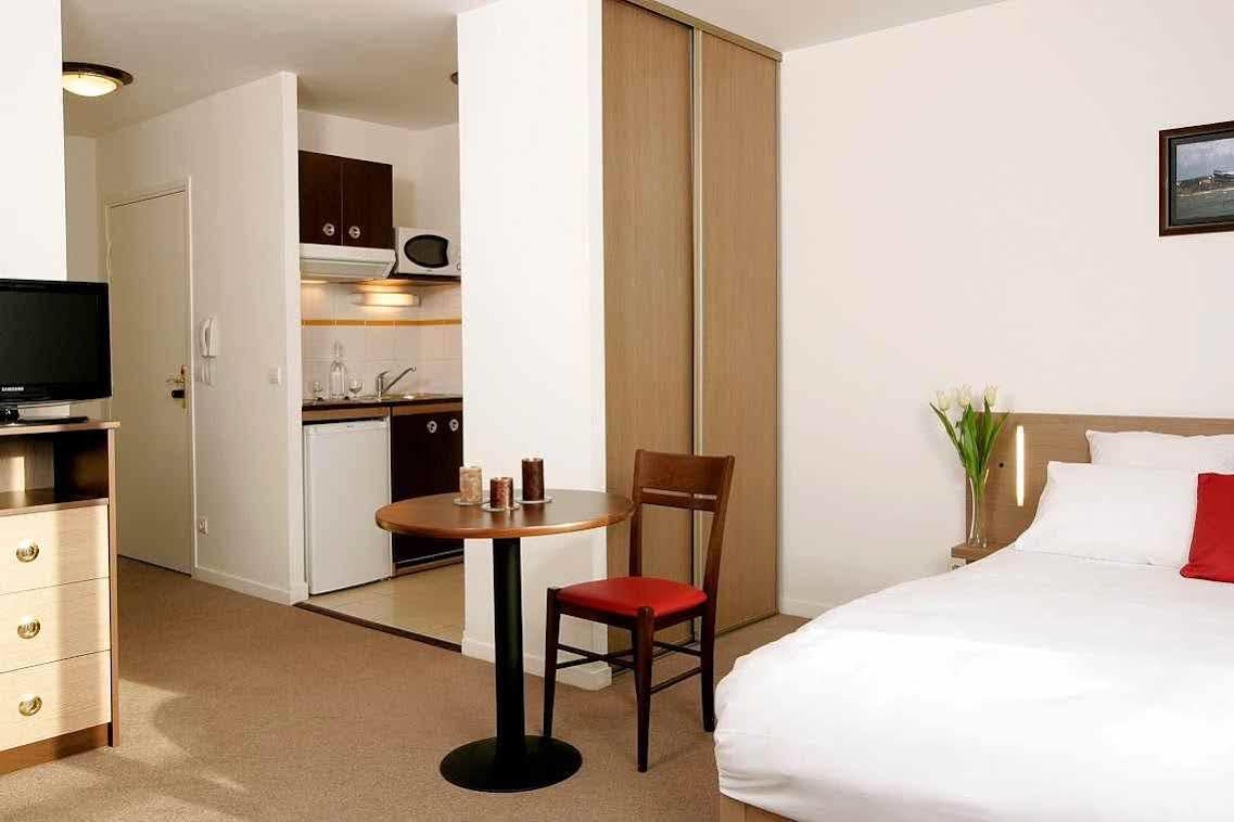 Comfort Suites Le-Port-Marly Paris Ouest 르포트말리 외부 사진