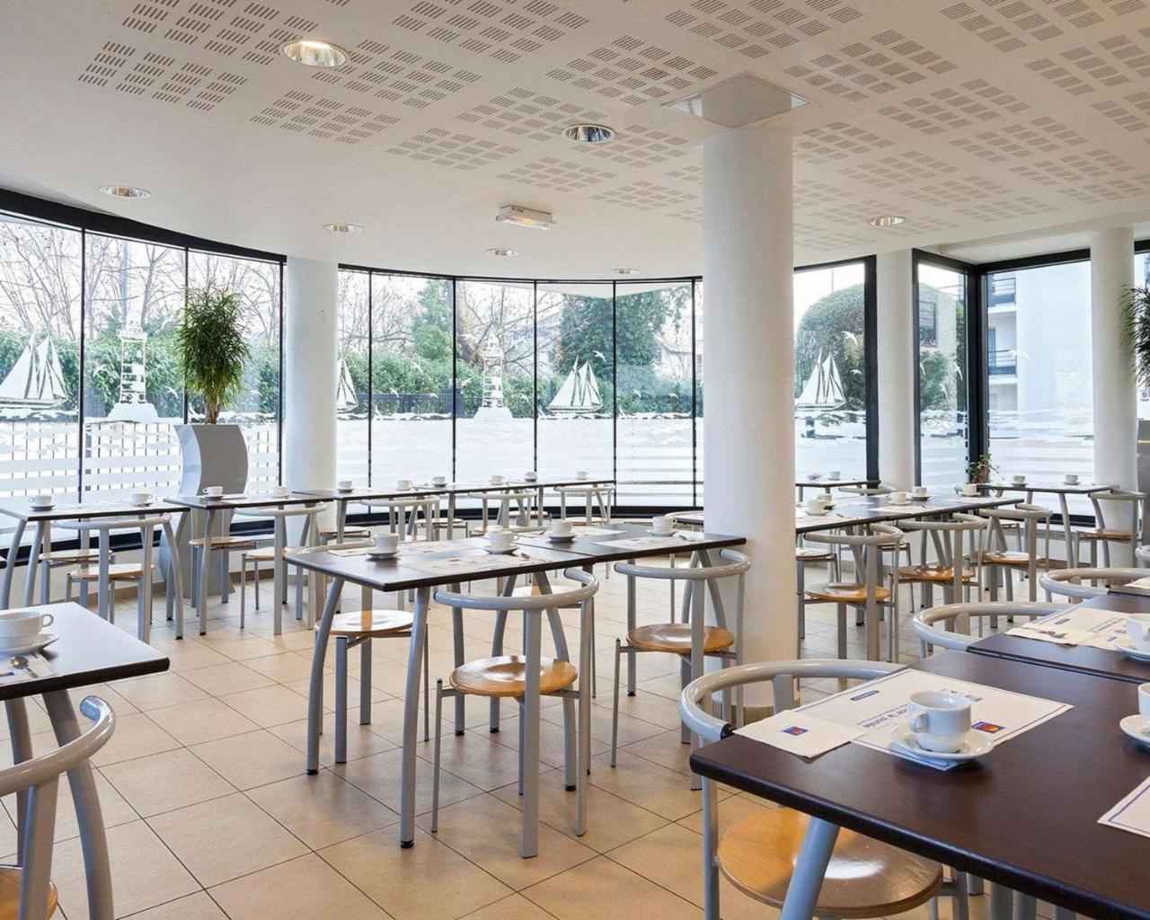 Comfort Suites Le-Port-Marly Paris Ouest 르포트말리 외부 사진
