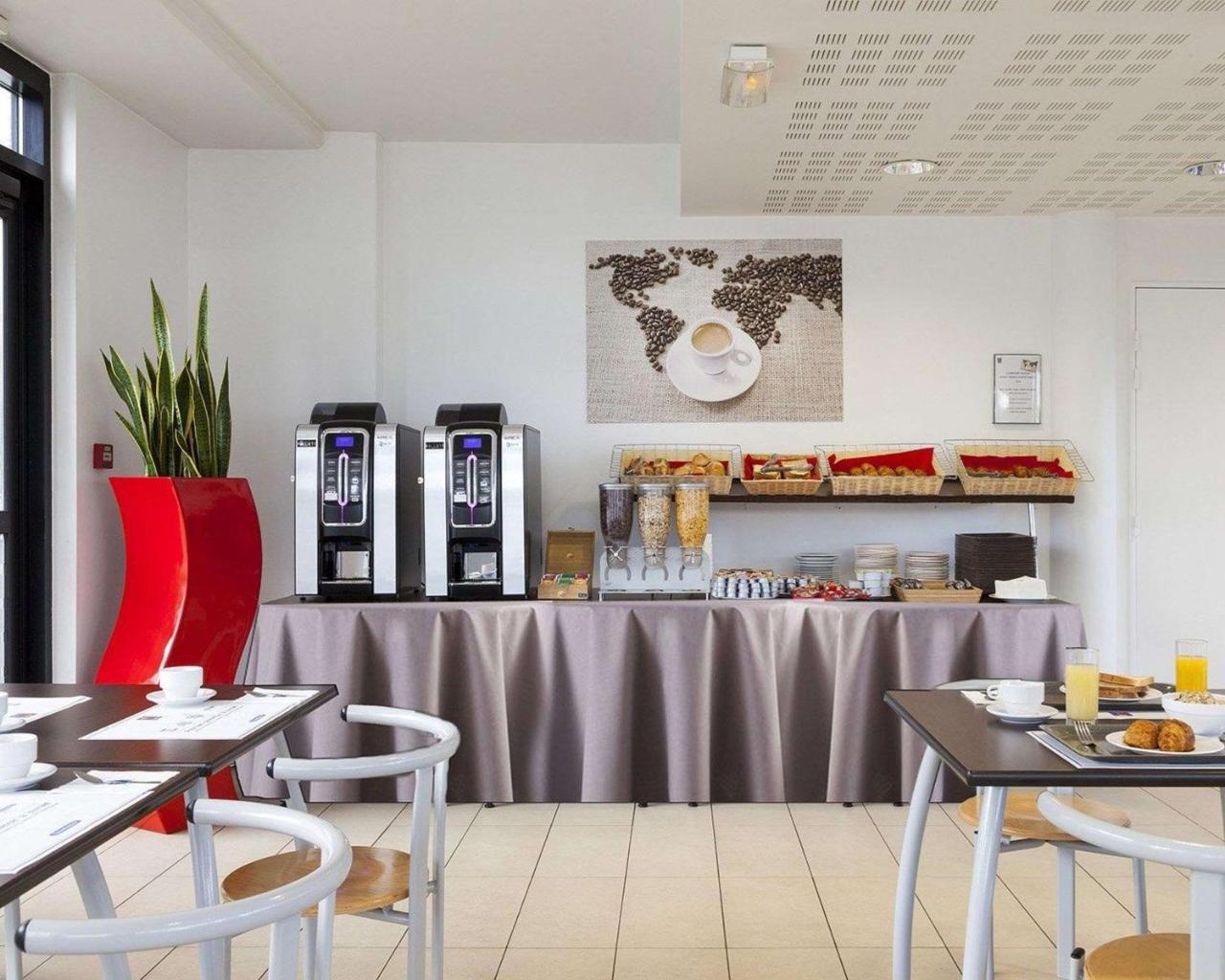 Comfort Suites Le-Port-Marly Paris Ouest 르포트말리 외부 사진