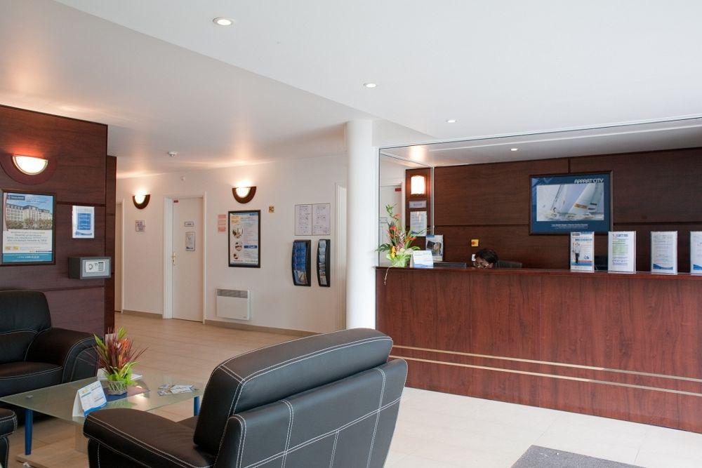 Comfort Suites Le-Port-Marly Paris Ouest 르포트말리 외부 사진