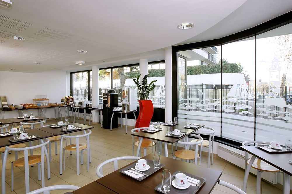 Comfort Suites Le-Port-Marly Paris Ouest 르포트말리 외부 사진